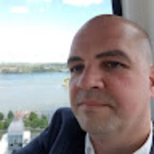 Meet your Posher, Robert